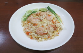 ข้าวผัด กุ้ง