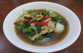 แกงอ่อมไก่